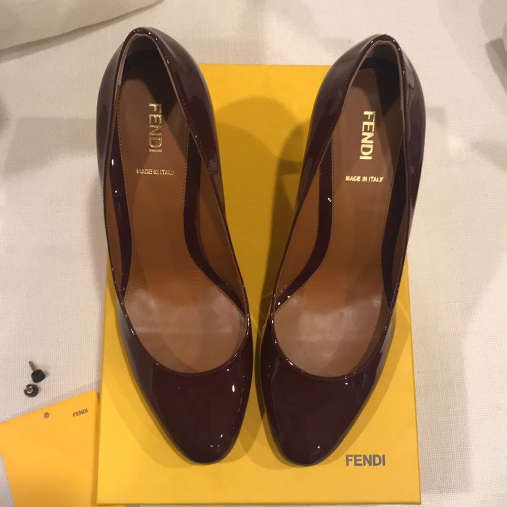 NIB Fendi Patent Pumps